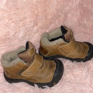 Keen boys boots